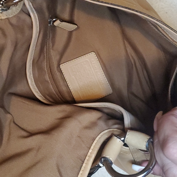 Coach Tan Purse - Picture 4 of 8